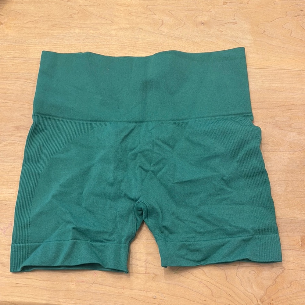 Set active sculptflex bike shorts